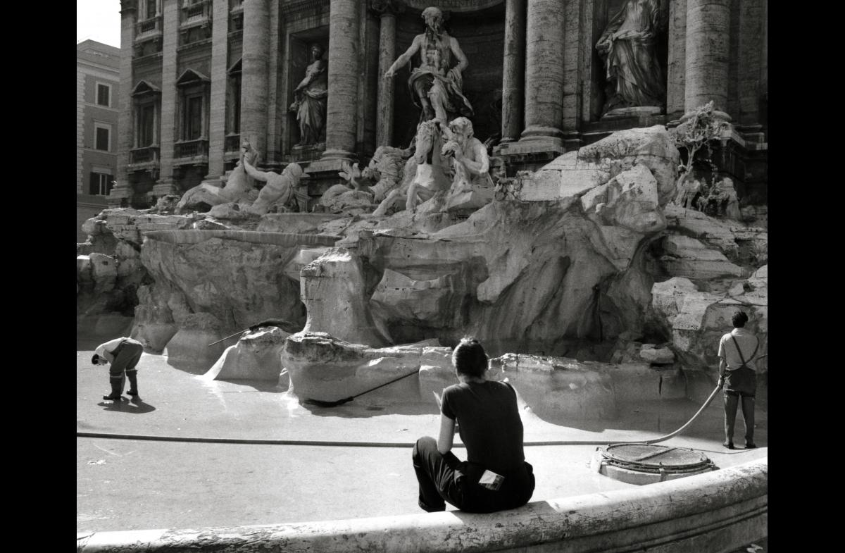 Free Coins in the Fountain of Trevi